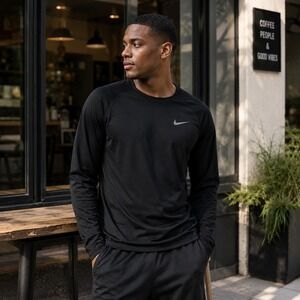 Nike Mens Long Sleeve ‎ XL